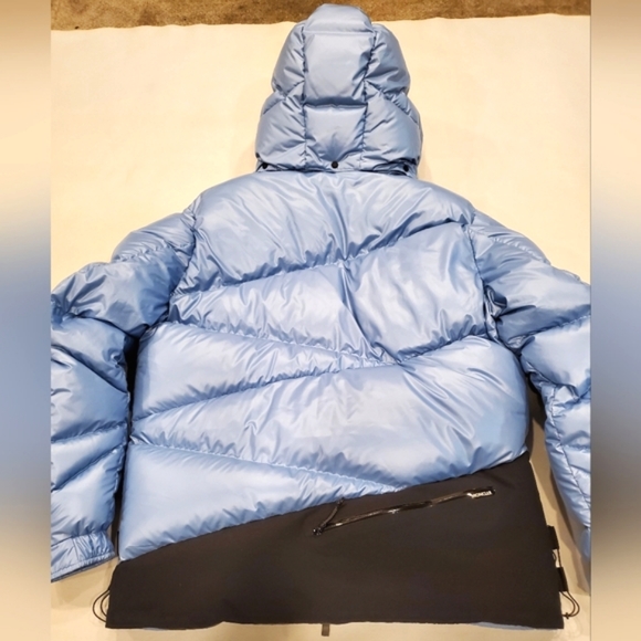 NWT$1,860 MONCLER Yonne Zigzag Channeled Blue Down Puffer Jacket Coat Sz 4 (XL) - Picture 13 of 16